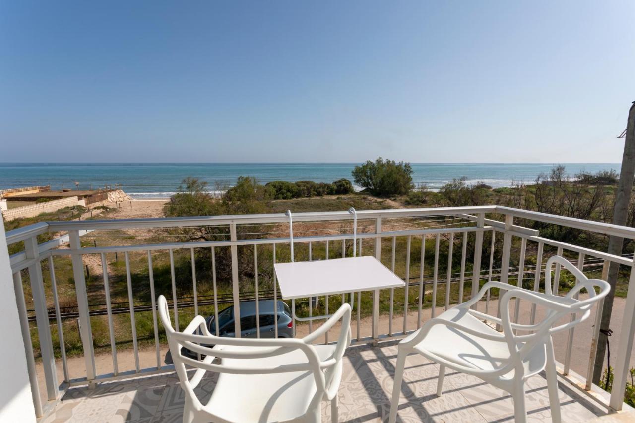 Los Chopos, primera línea, playa Deveses Denia Exterior foto